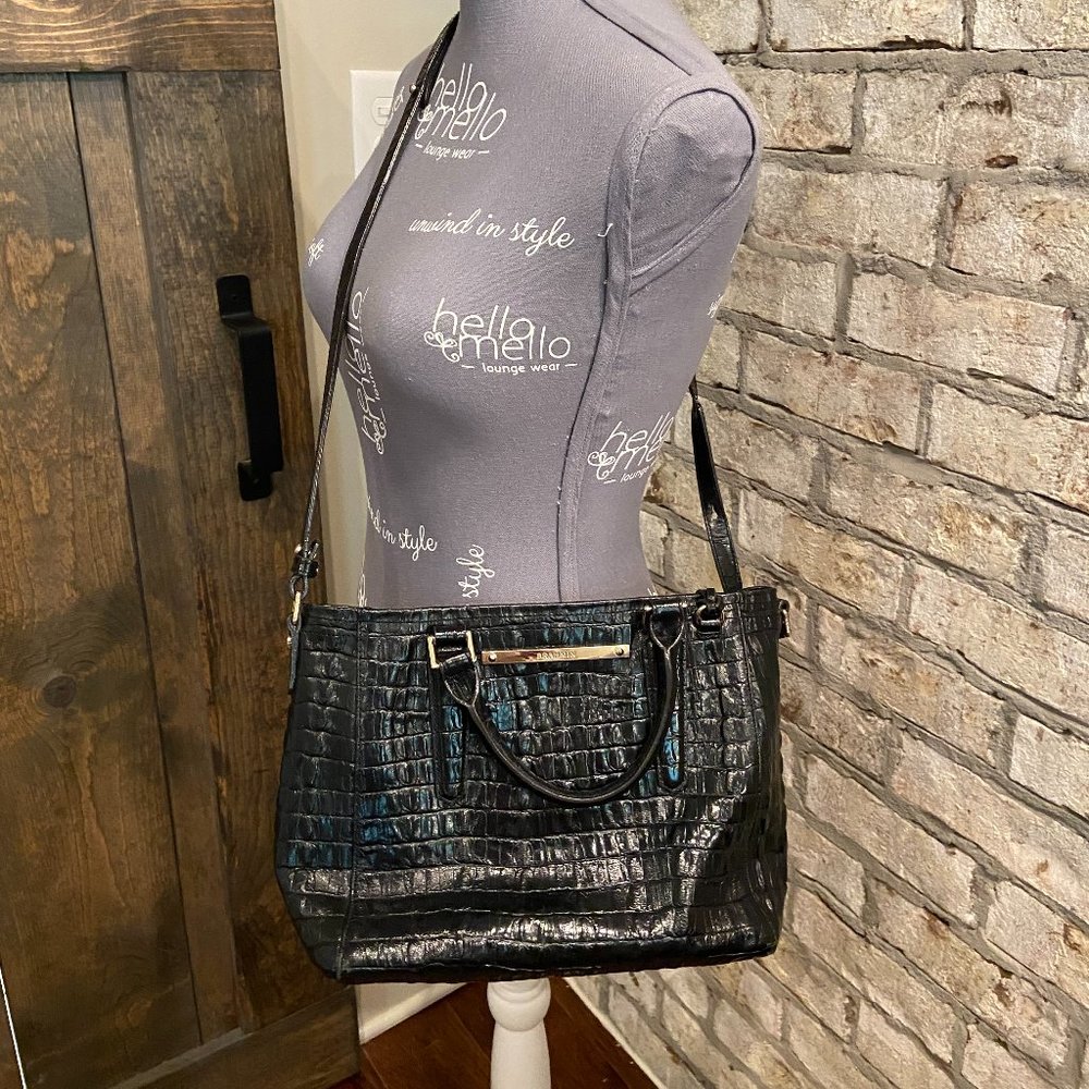 EUC Brahmin Black Glossy Handbag/Crossbody